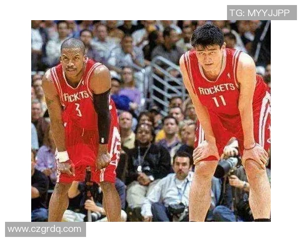 2006年火箭对阵奇才姚明精彩表现回顾与赛场瞬间分析 2006年火箭对阵奇才姚明精彩表现回顾与赛场瞬间分析