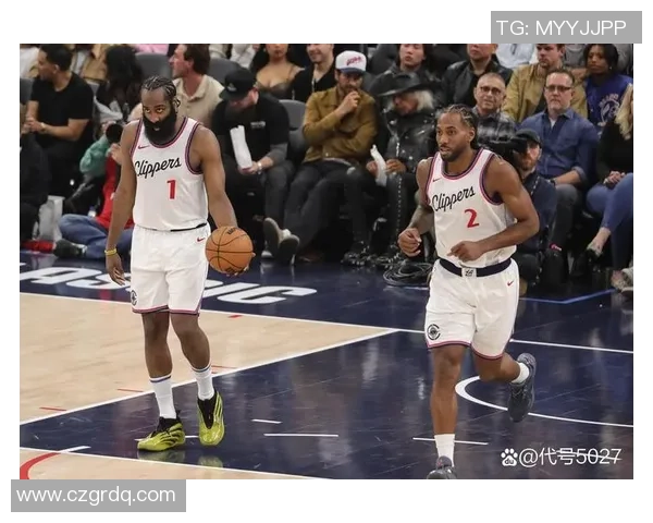 勇士与快船激战正酣24日直播精彩对决不容错过 勇士与快船激战正酣24日直播精彩对决不容错过