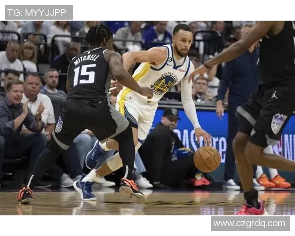 勇士与骑士精彩对决完整视频回顾全场精彩瞬间与赛后分析 勇士与骑士精彩对决完整视频回顾全场精彩瞬间与赛后分析